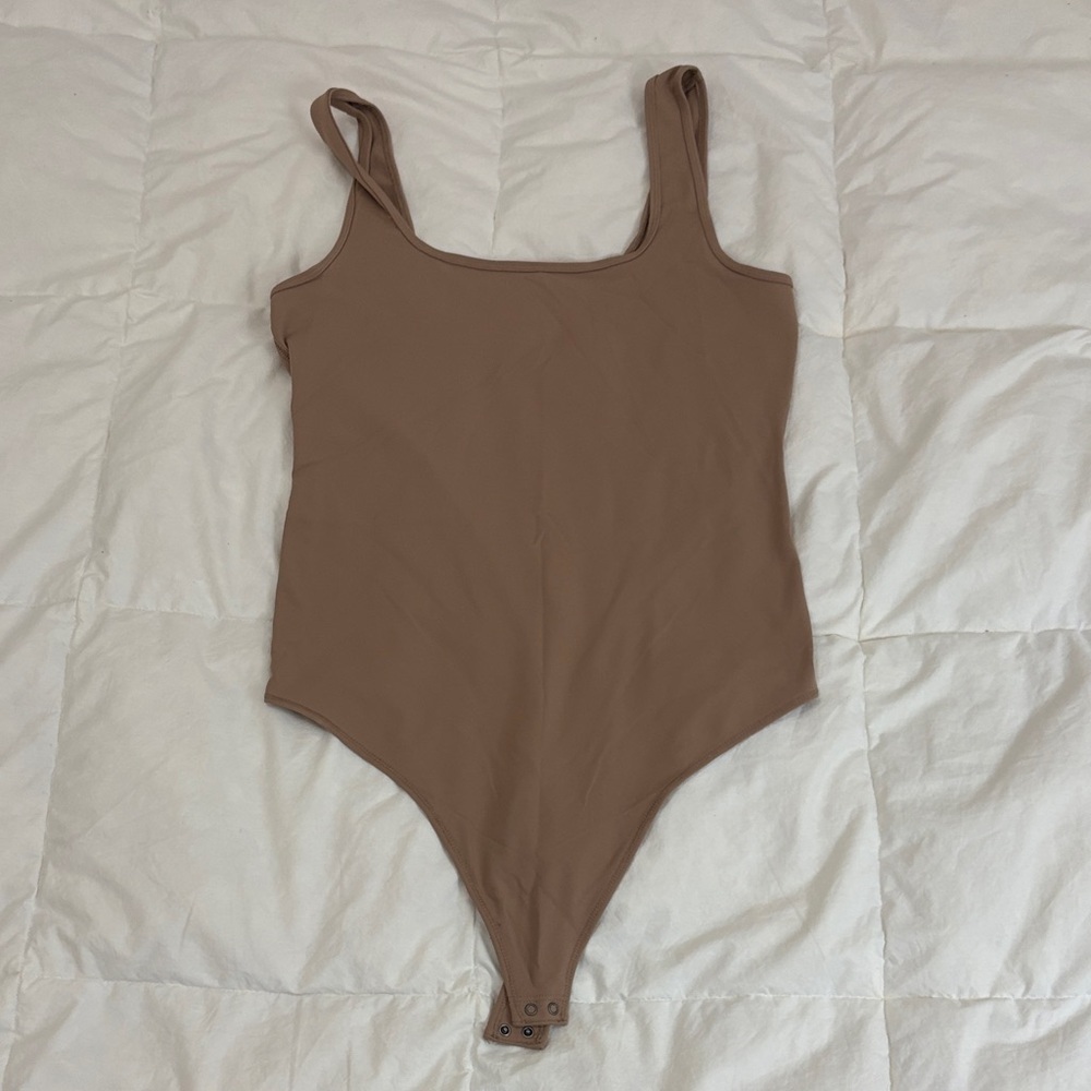 Abercrombie & Fitch Tan seamless square neck bodysuit